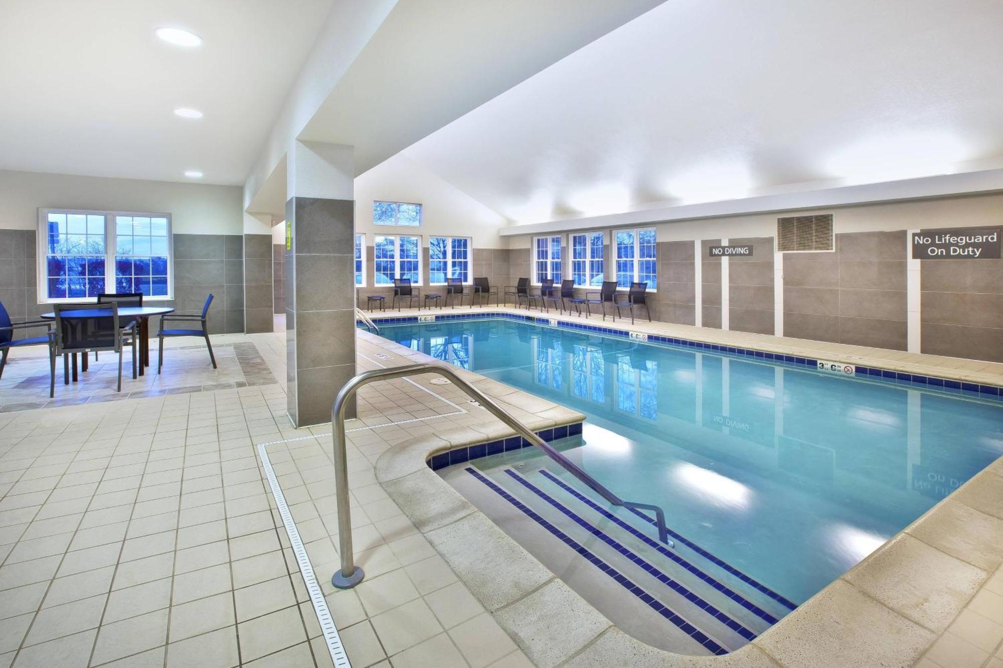 Residence Inn By Marriott Detroit / Novi Exteriör bild