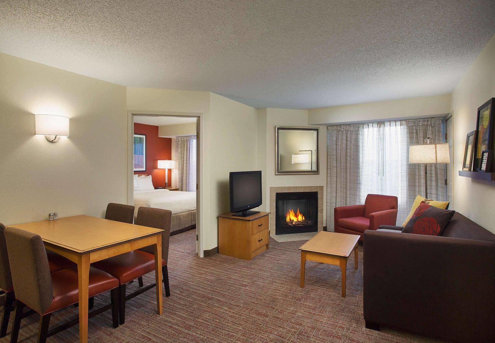 Residence Inn By Marriott Detroit / Novi Exteriör bild